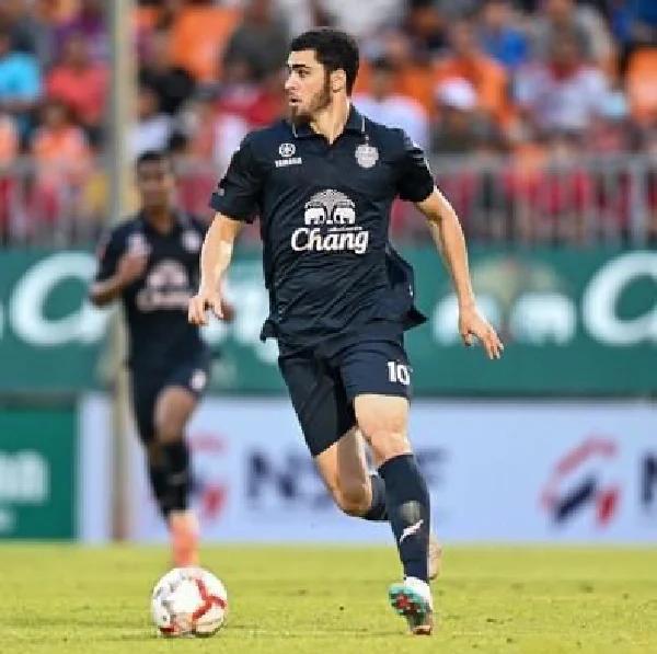 九博体育 -包含关键时刻亚冠传出新动向；费耶诺德内部沟通；管理层表态——悬念犹存；数据趋势出现新变化的词条