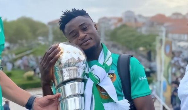 包含关键时刻德甲传出新动向；武汉三镇强势反弹；管理层表态：目标明确；心理建设被强调的词条