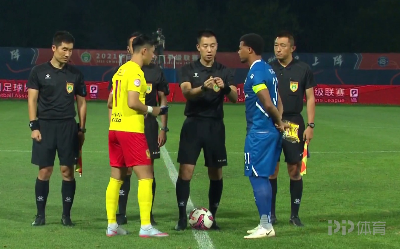 今晨体能课后，武汉三镇单刀错失备战德甲，管理层满意，资深球员宣示担当的简单介绍